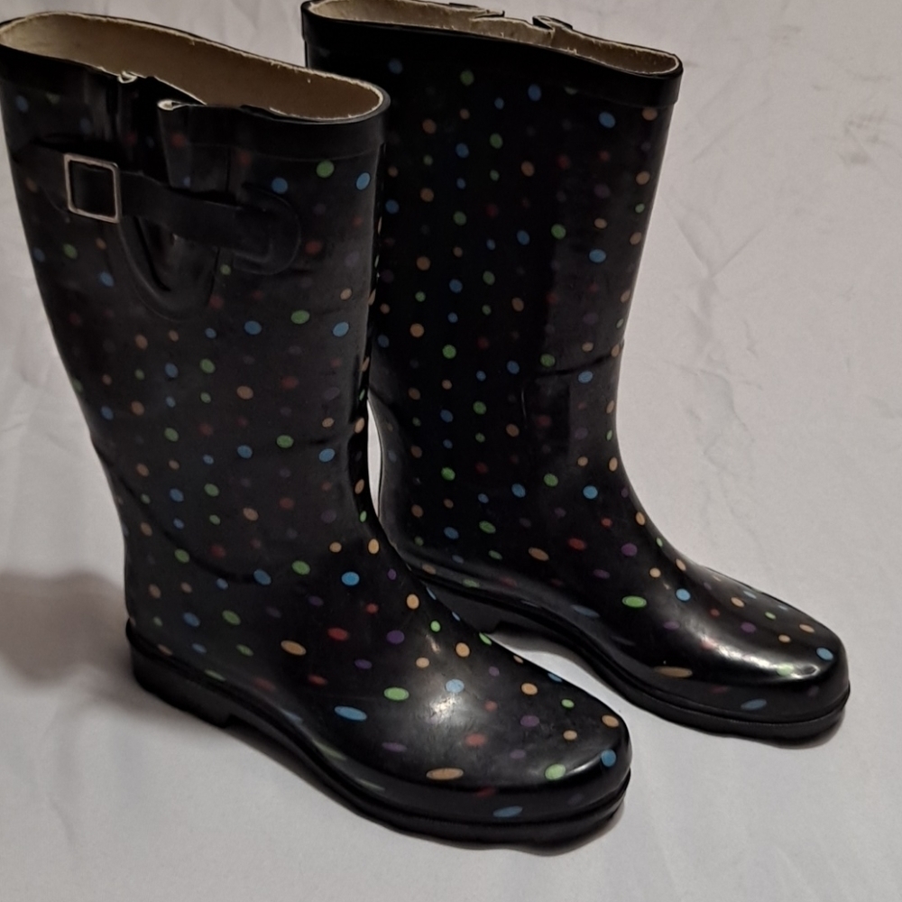 RAIN Boots colorful polka dots on black size 8